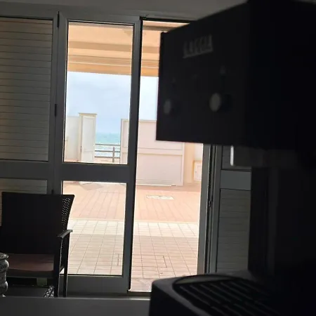 Paradiso Sulla Riviera *